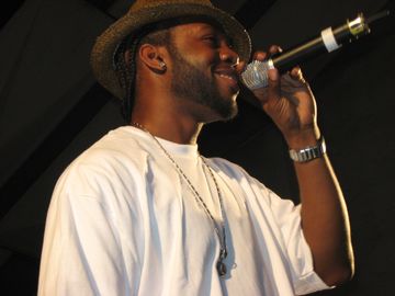 Artist Image: Dwele