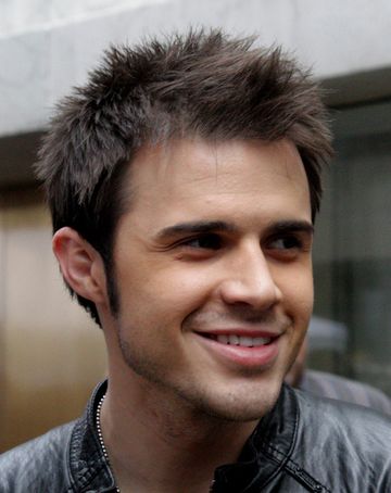 Artist Image: Kris Allen